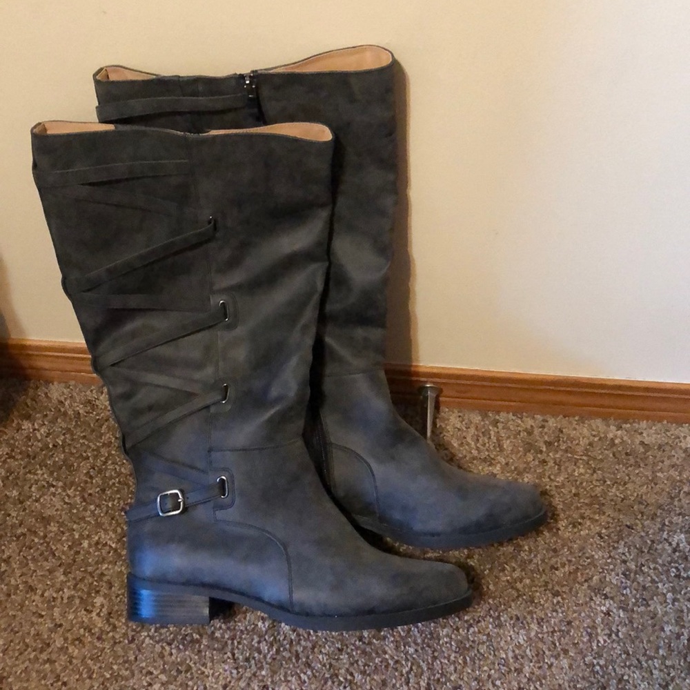 Gray boots